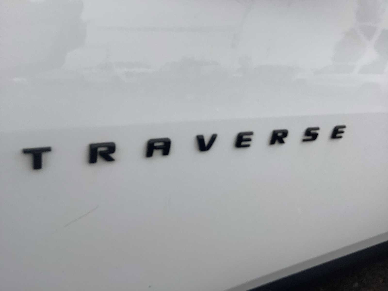 Used 2022 Chevrolet Traverse LS w/ Midnight/Sport Edition image 6