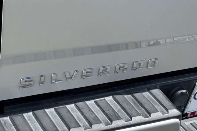 Used 2018 Chevrolet Silverado 1500 LT w/ All Star Edition image 24