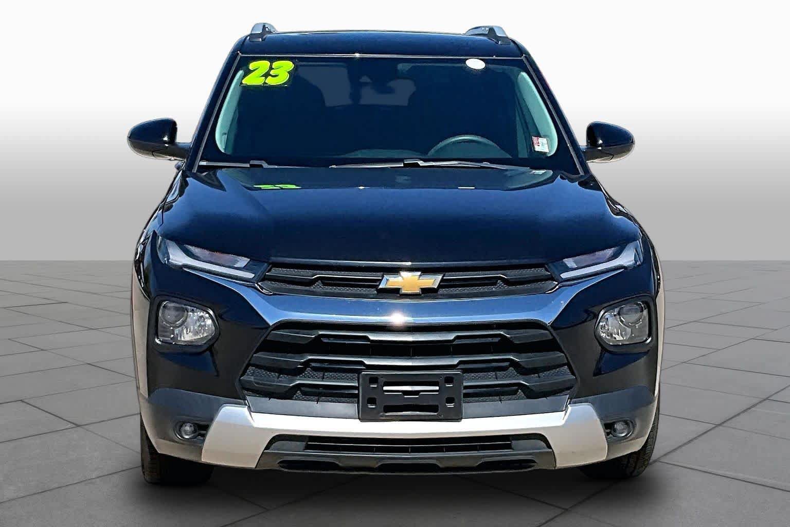 Used 2023 Chevrolet TrailBlazer LT w/ Convenience Package FWD image 4