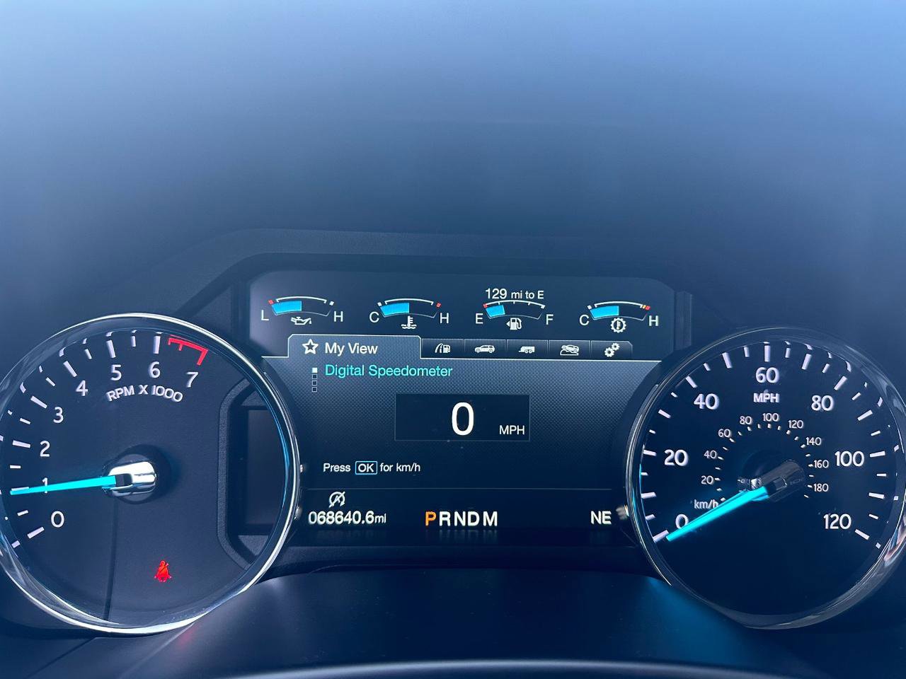 Used 2018 Ford Expedition XLT w/ Equipment Group 202A RWD image 18