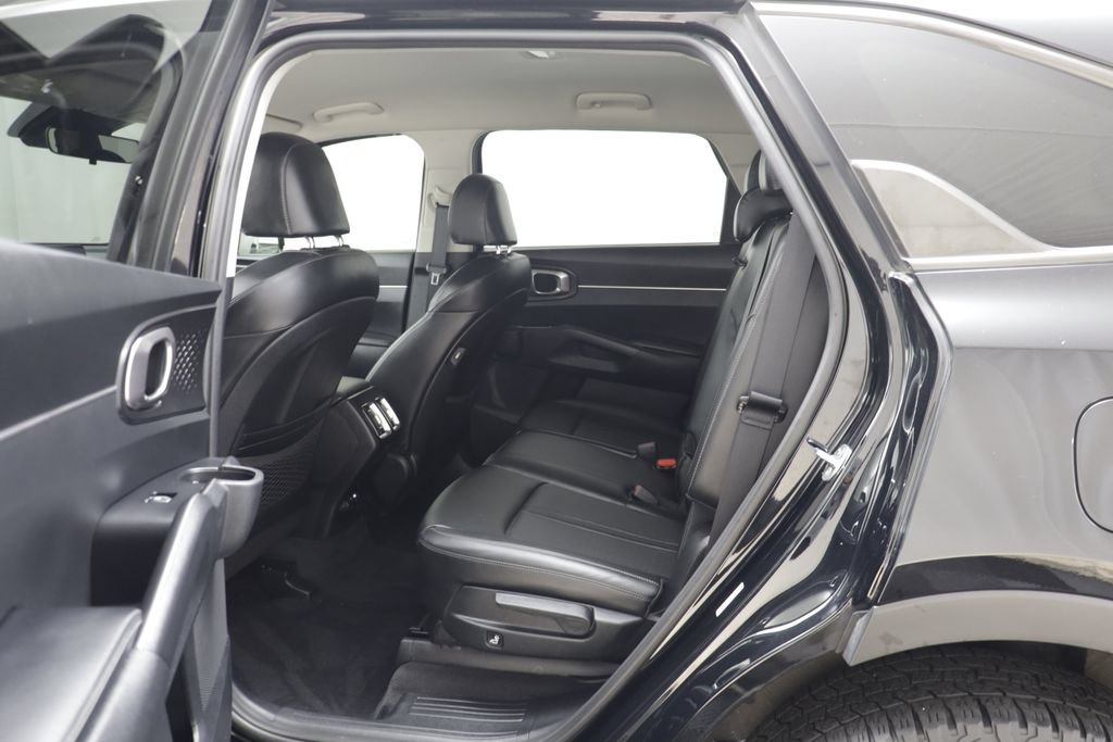 Used 2021 Kia Sorento S AWD/4WD image 14
