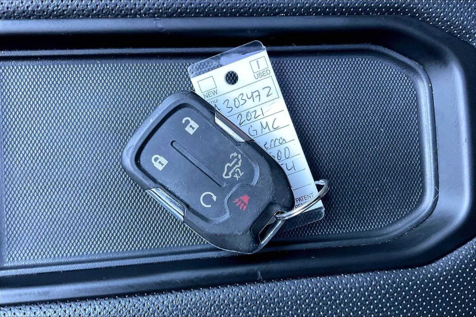 Used 2021 GMC Sierra 1500 AT4 w/ AT4 Value Package image 24