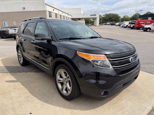 Used 2011 Ford Explorer Limited w/ 302A Rapid Spec Order Code FWD image 3