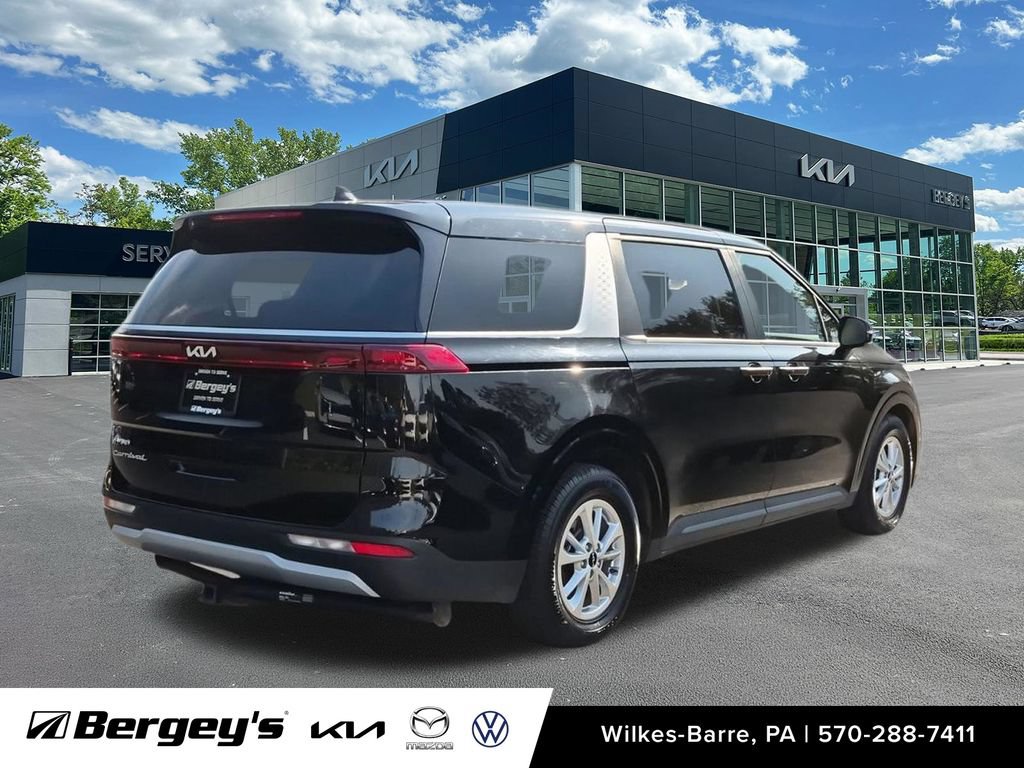 Used 2022 Kia Carnival LX FWD image 6