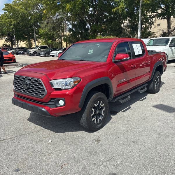 Used 2022 Toyota Tacoma TRD Off-Road w/ Technology Package image 10