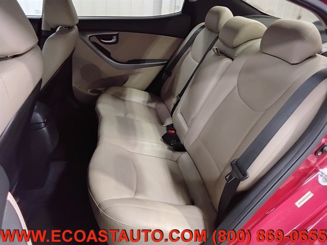 Used 2015 Hyundai Elantra Limited w/ Option Group 05 FWD image 13