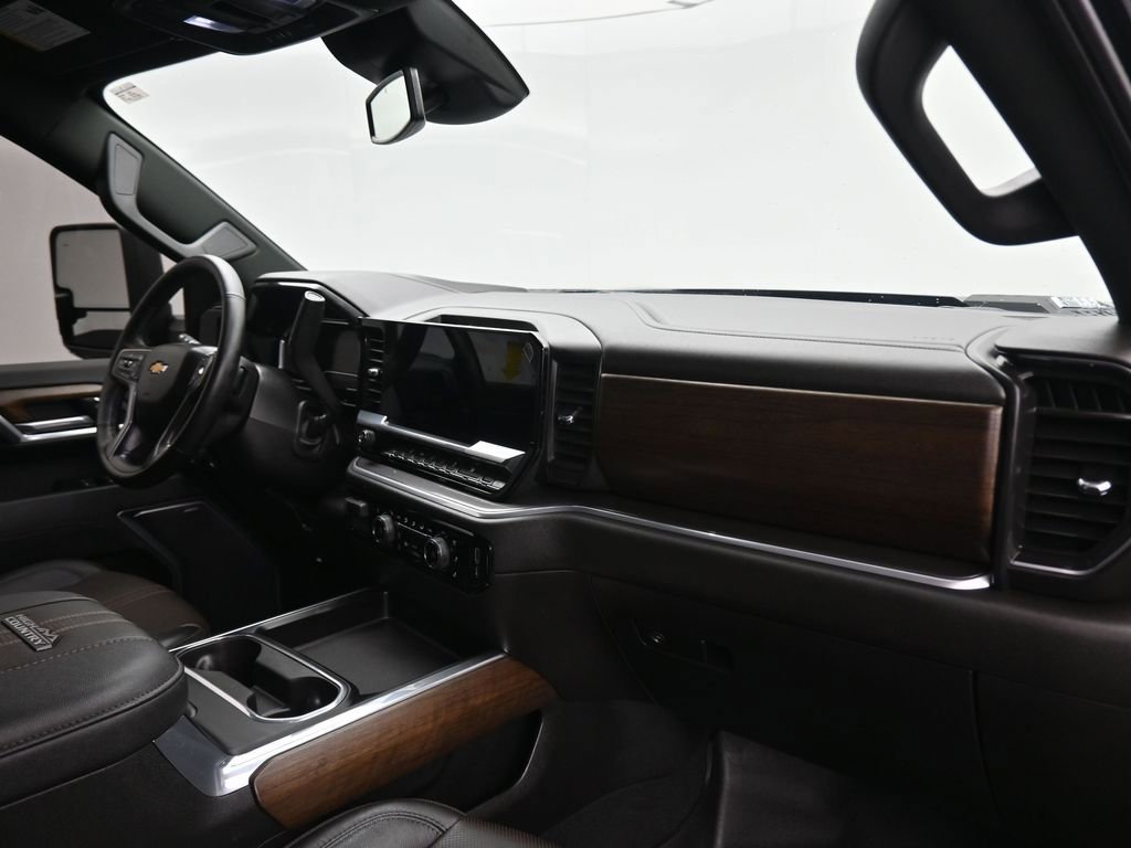 Used 2025 Chevrolet Silverado 2500 High Country image 55