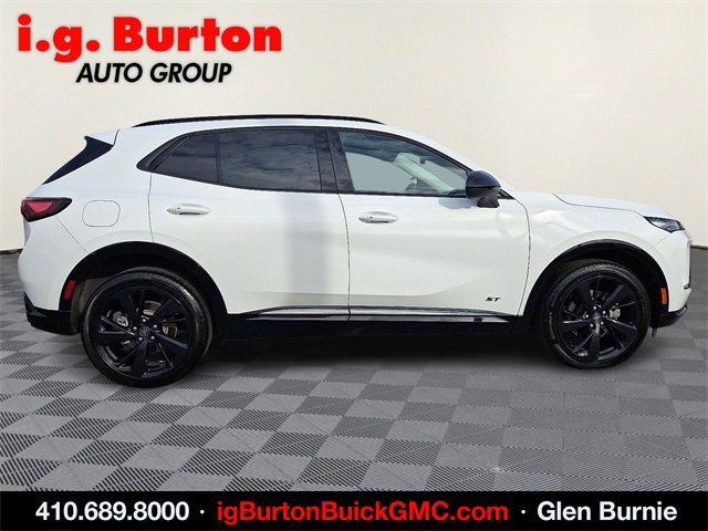 Certified 2025 Buick Envision Sport Touring image 7