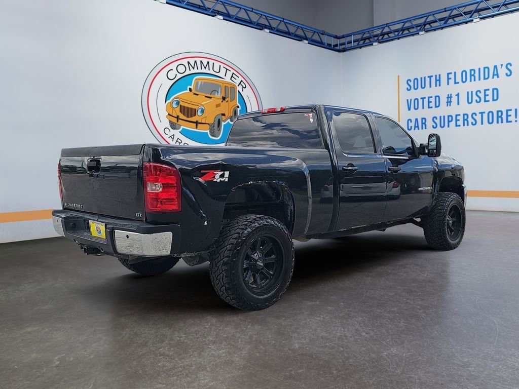 Used 2008 Chevrolet Silverado 2500 LTZ w/ Suspension Package, Off-Road AWD/4WD image 4