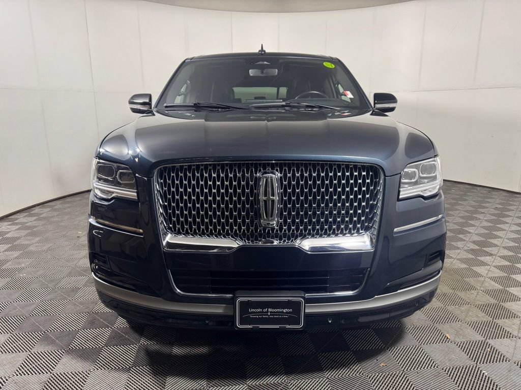 Used 2024 Lincoln Navigator L Reserve w/ Equipment Group 201A AWD/4WD image 8
