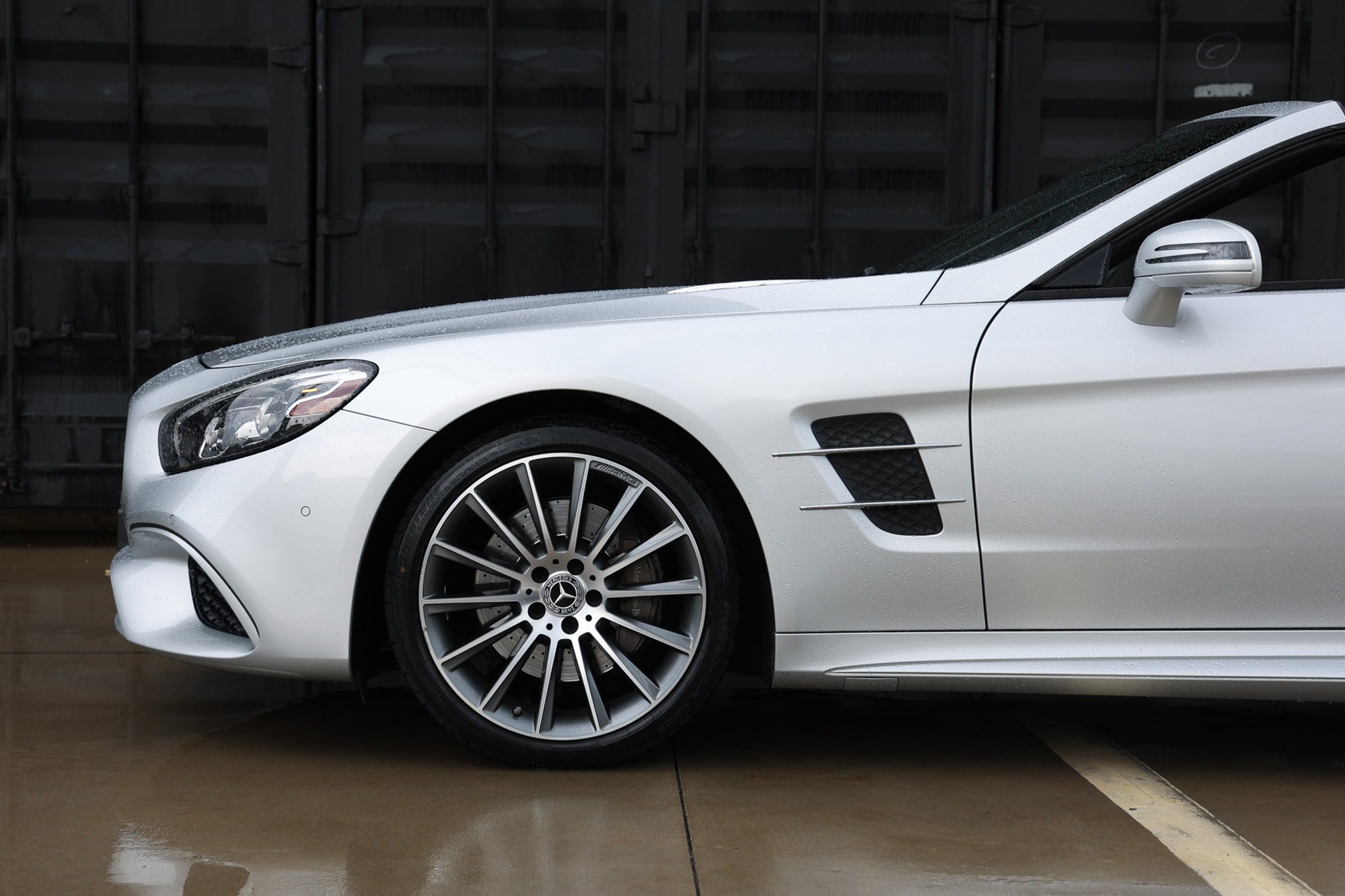 Used 2017 Mercedes-Benz SL 550 image 28