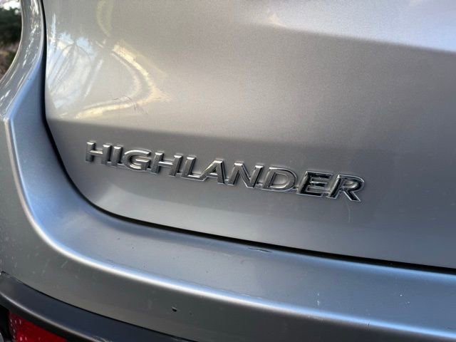 Used 2015 Toyota Highlander XLE image 34