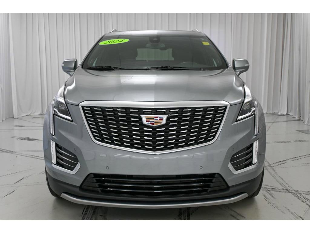 Used 2024 Cadillac XT5 Premium Luxury image 3