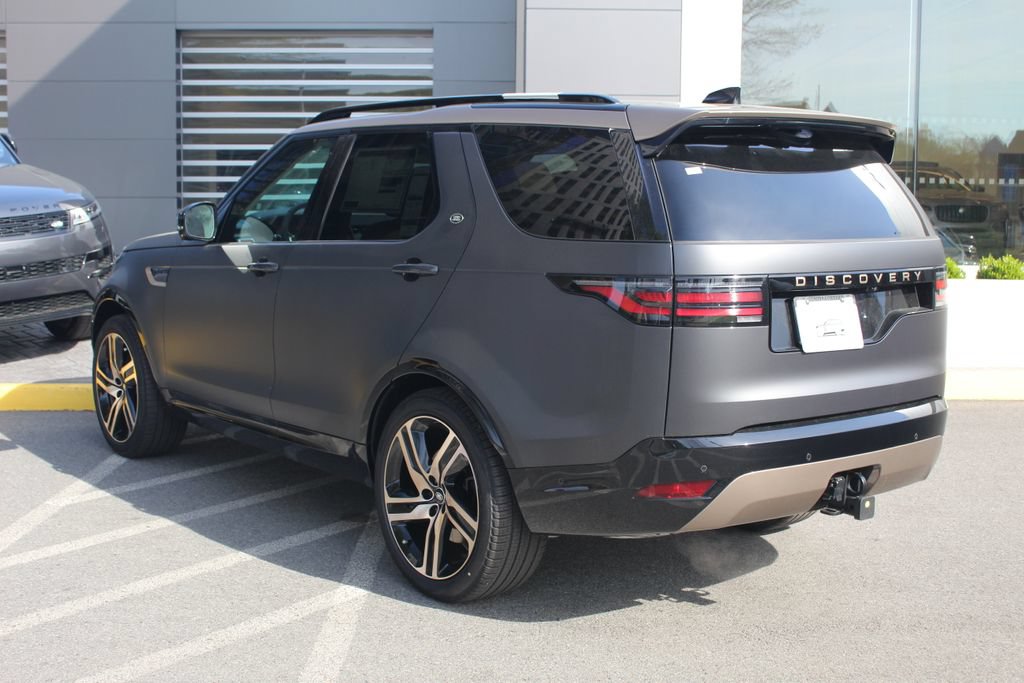 New 2026 Land Rover Discovery Limited Edition AWD/4WD image 11