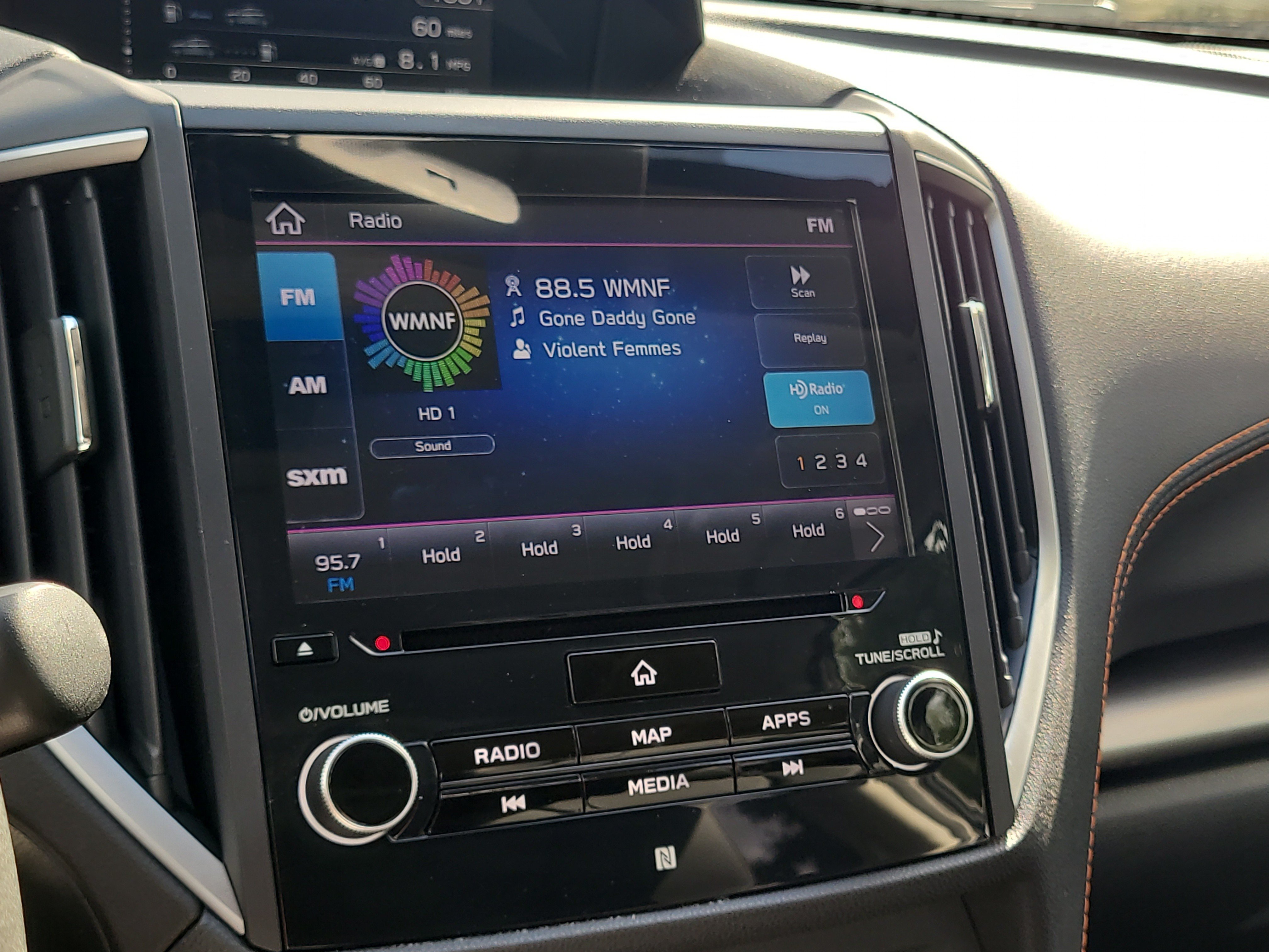 Used 2019 Subaru Crosstrek 2.0i Limited w/ Moonroof Package w/Navigation AWD/4WD image 25
