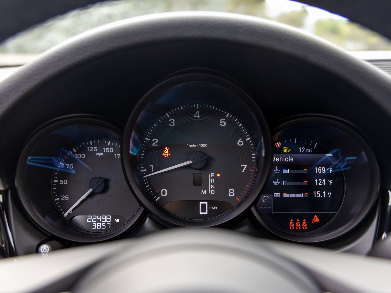 Certified 2023 Porsche Macan image 33