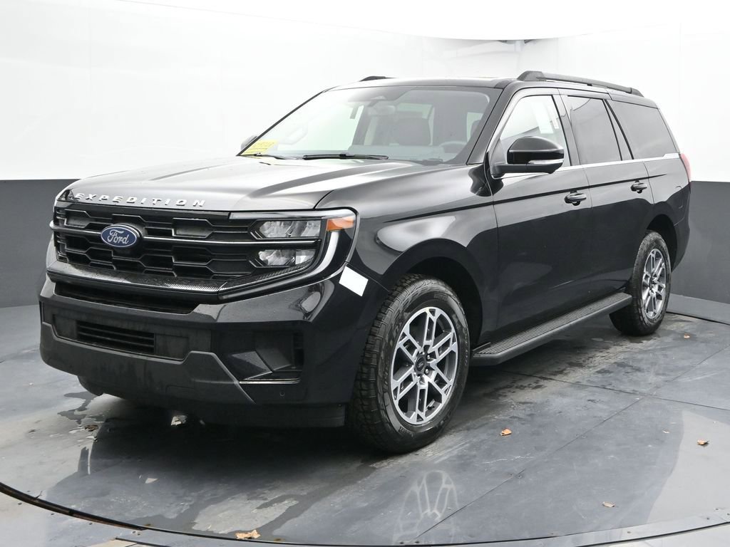 New 2026 Ford Expedition Active image 5