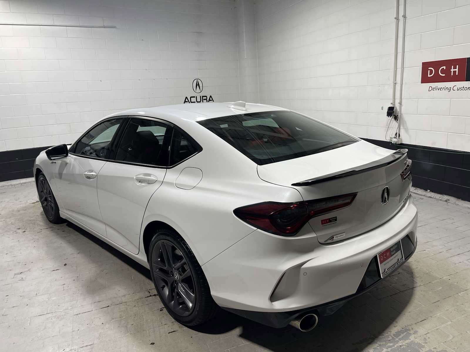 Used 2025 Acura TLX SH-AWD w/ A-SPEC Pkg image 4