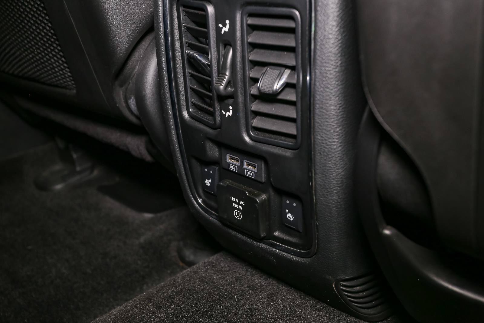 Used 2018 Jeep Grand Cherokee Trailhawk w/ Trailhawk Luxury Group AWD/4WD image 28