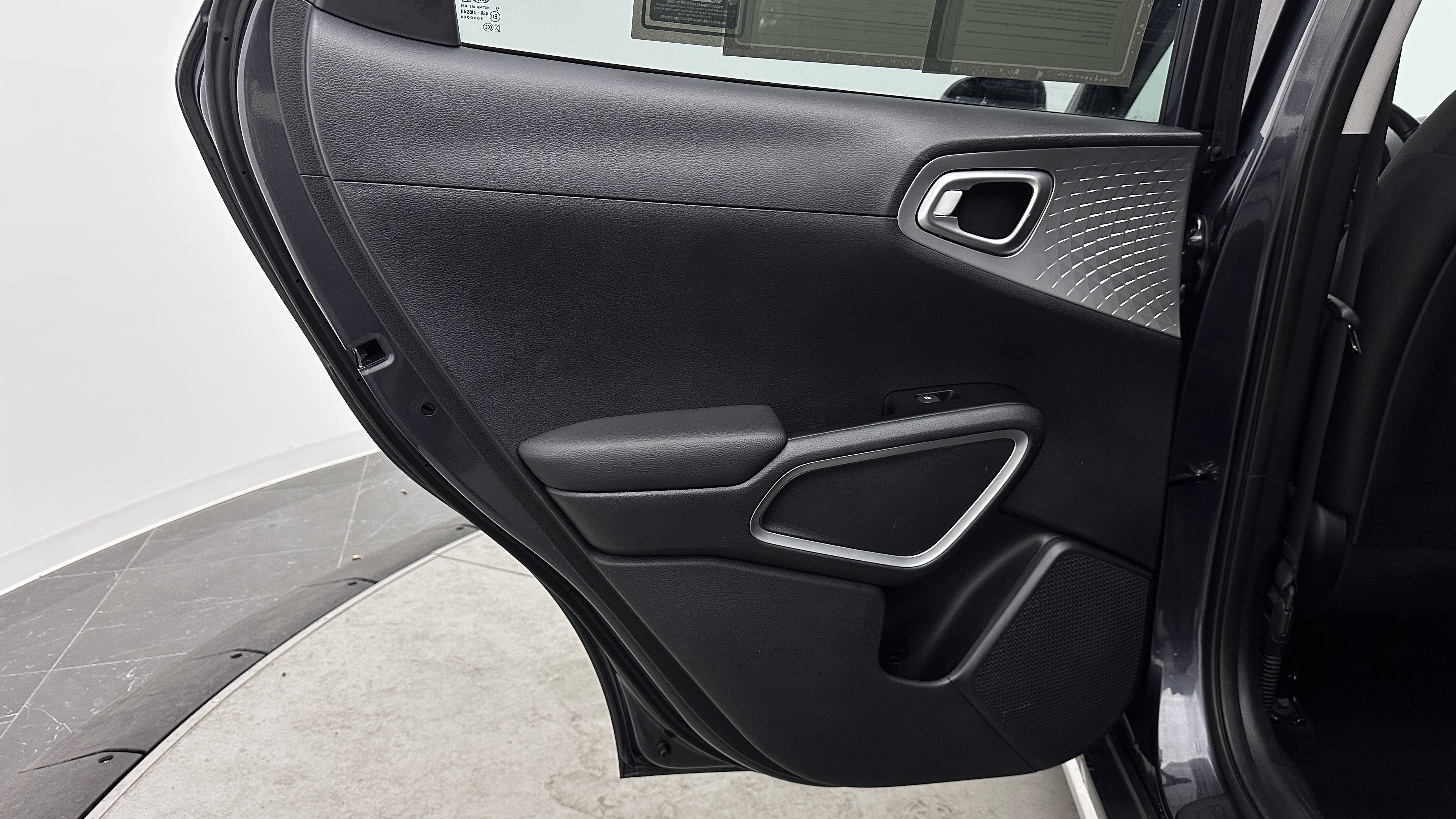 Used 2020 Kia Soul X-Line FWD image 23