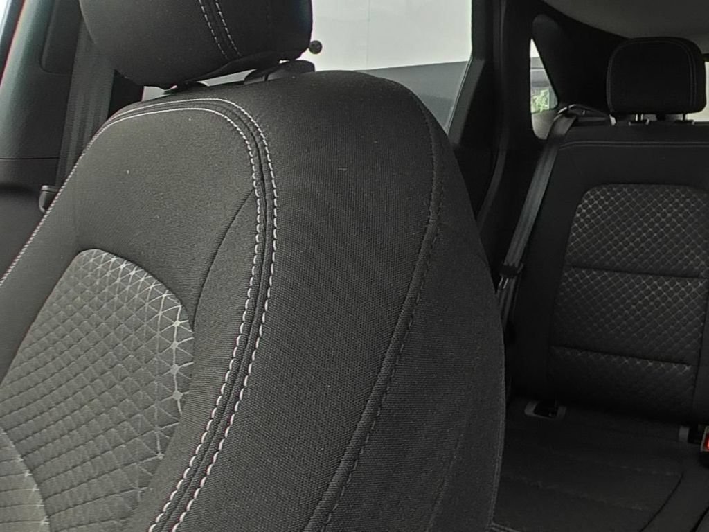 Used 2023 Ford Escape Active w/ Tech Pack #2 FWD image 9