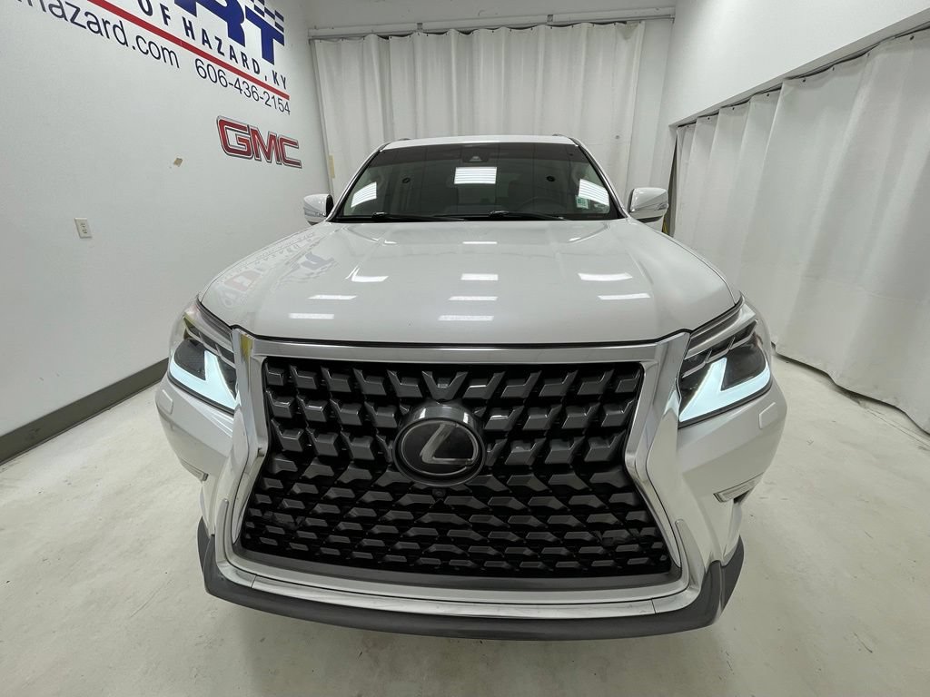 Used 2021 Lexus GX 460 Luxury w/ Sport Design Package AWD/4WD image 2