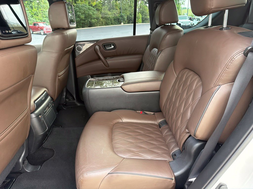 Used 2023 Nissan Armada Platinum w/ Captain's Chairs Package AWD/4WD image 43