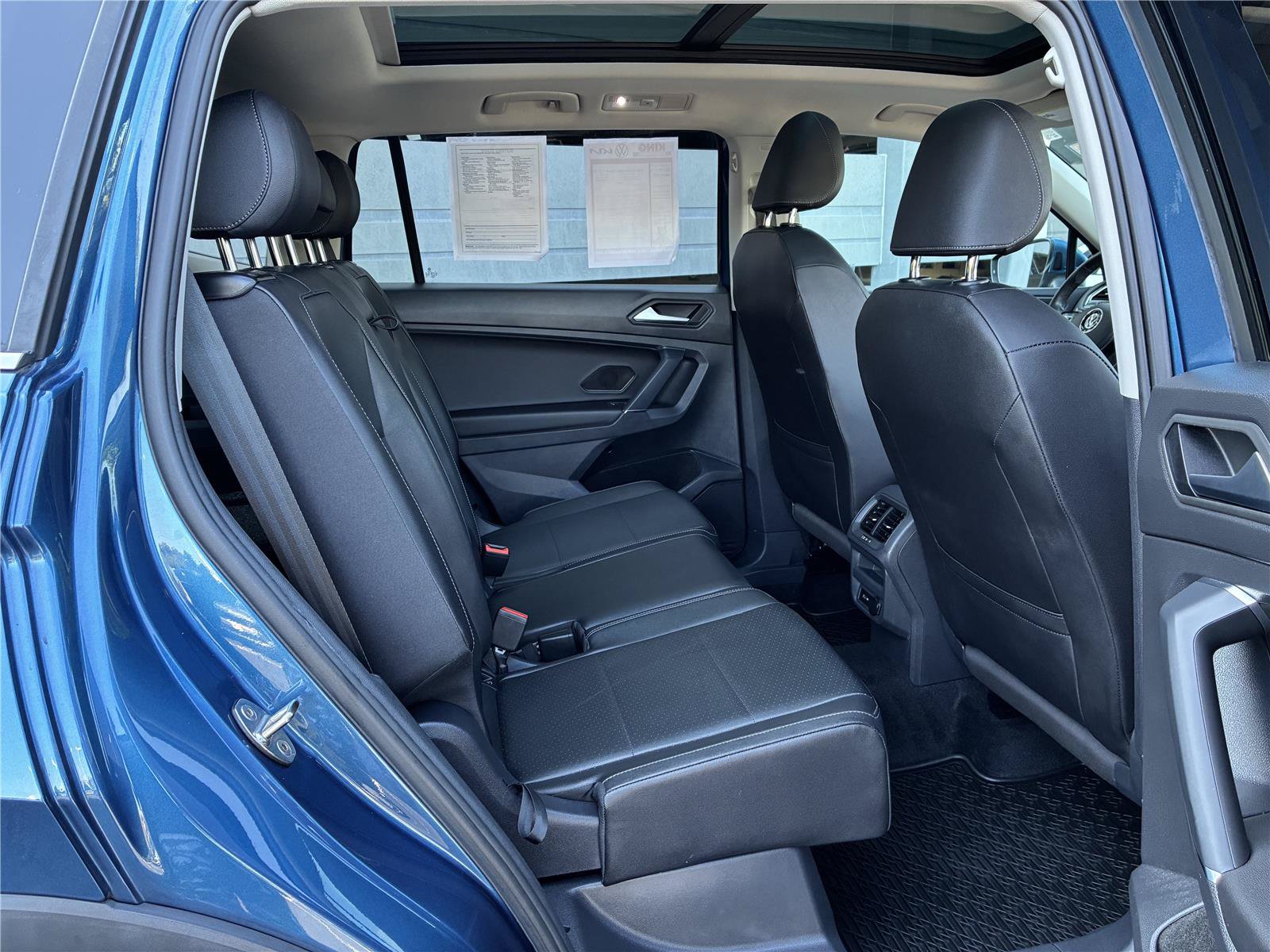 Used 2020 Volkswagen Tiguan SE FWD image 17