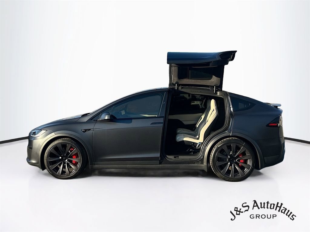 Used 2025 Tesla Model X Plaid image 4