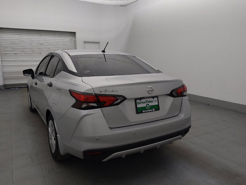 Used 2021 Nissan Versa S FWD image 5