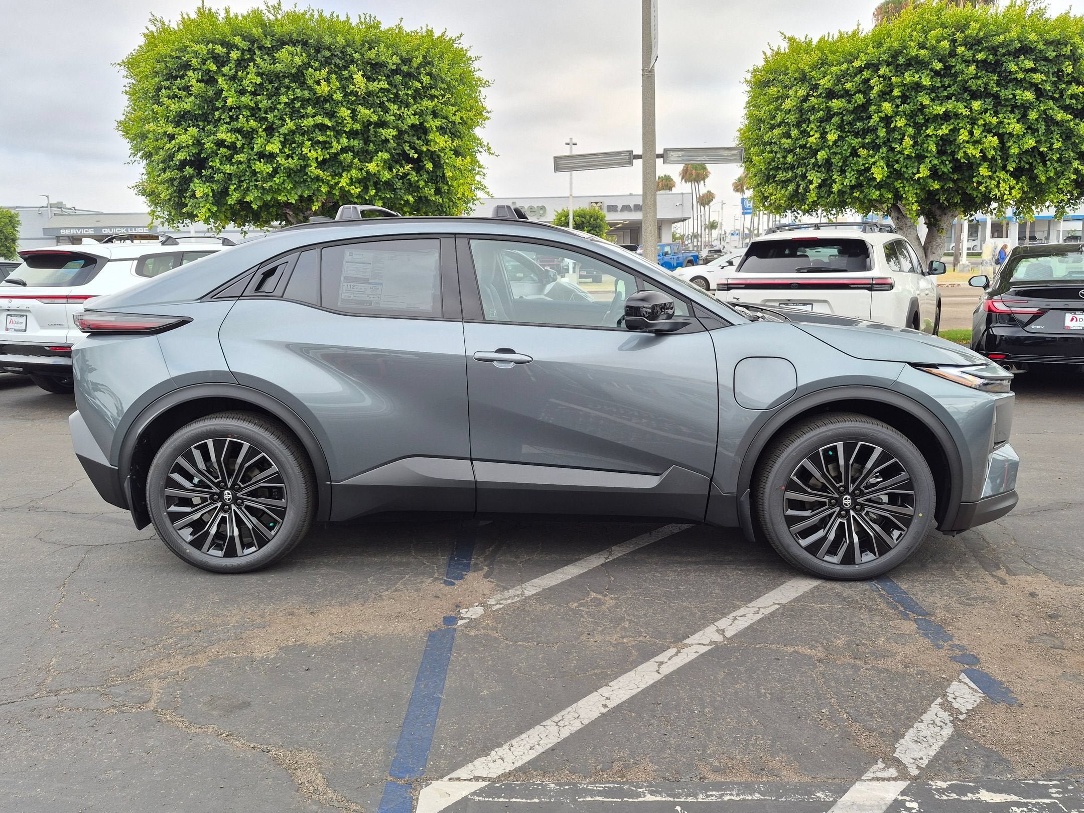 New 2026 Toyota C-HR AWD/4WD image 5