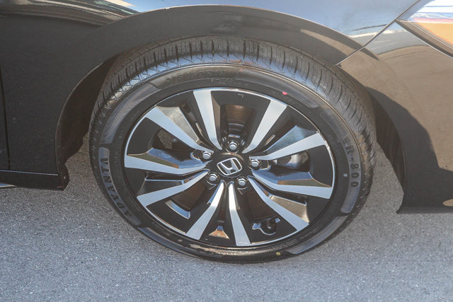 Used 2024 Honda Civic EX-L image 12