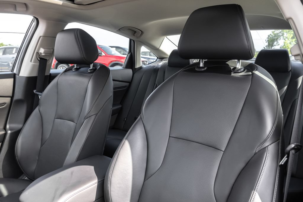 Used 2024 Honda Accord Touring image 12