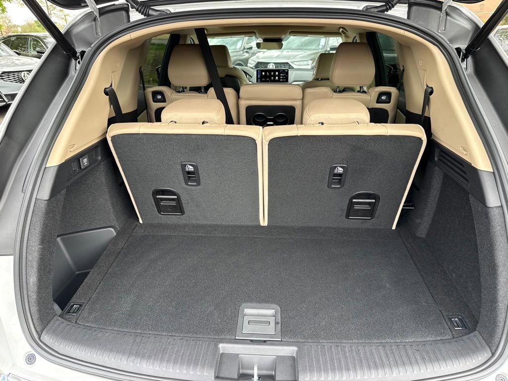 Certified 2026 Acura MDX SH-AWD image 19