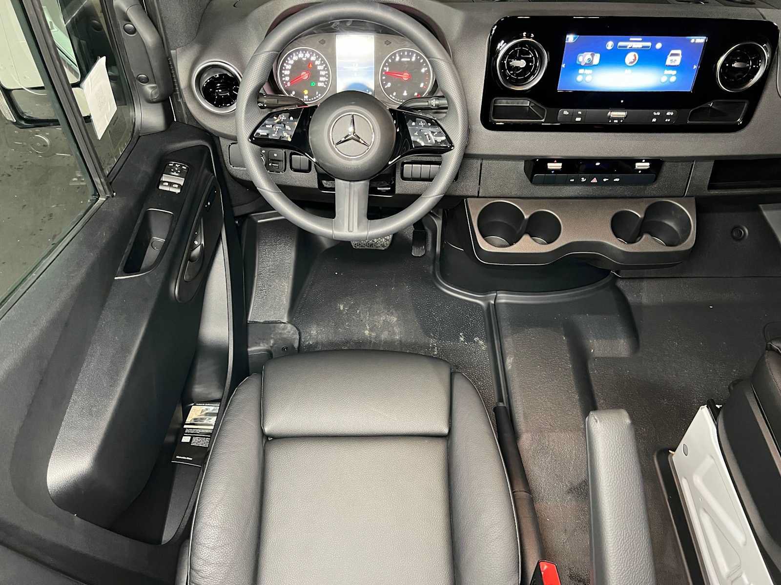 New 2025 Mercedes-Benz Sprinter 2500 image 39