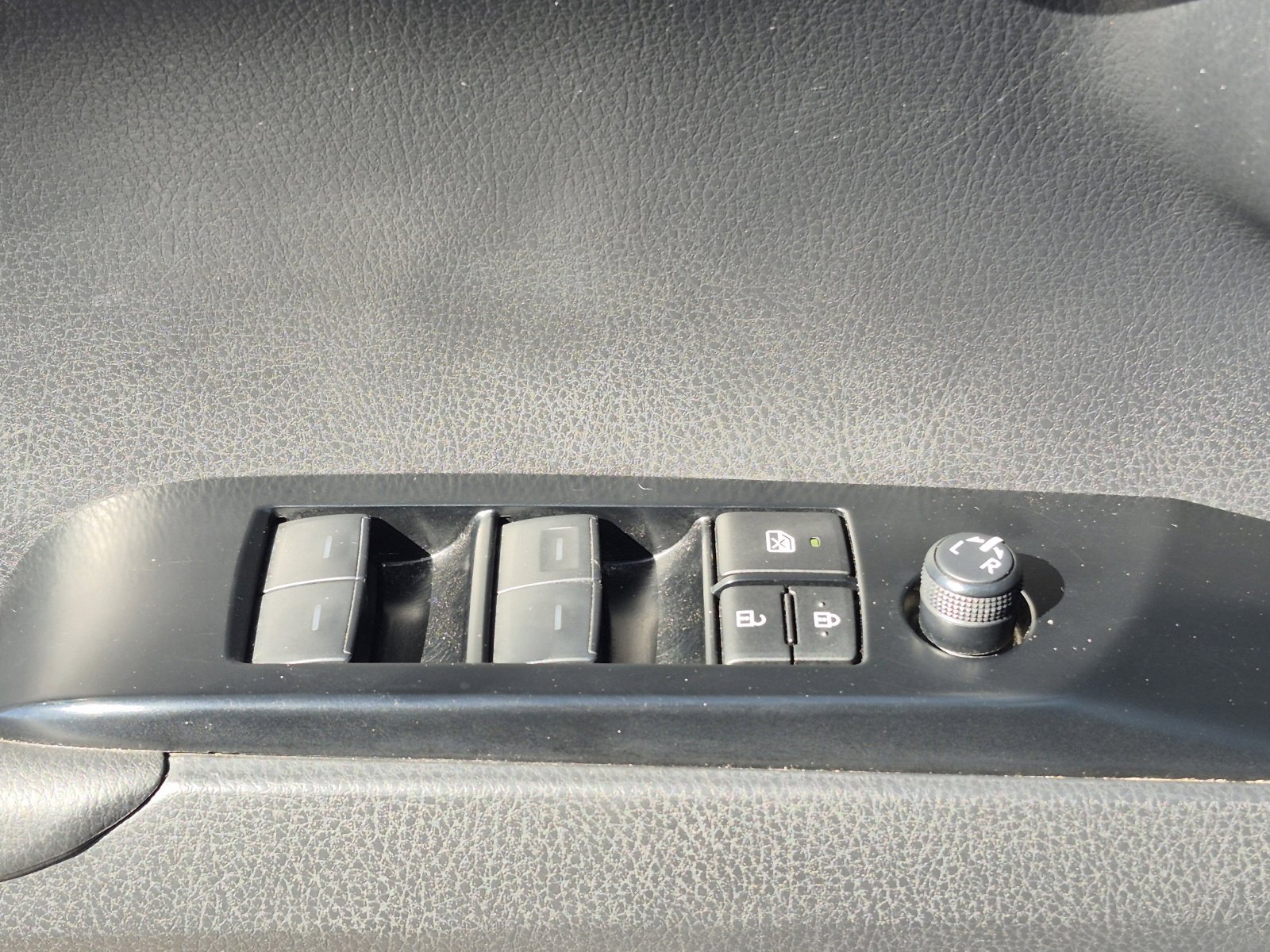 Certified 2025 Toyota Camry LE image 13