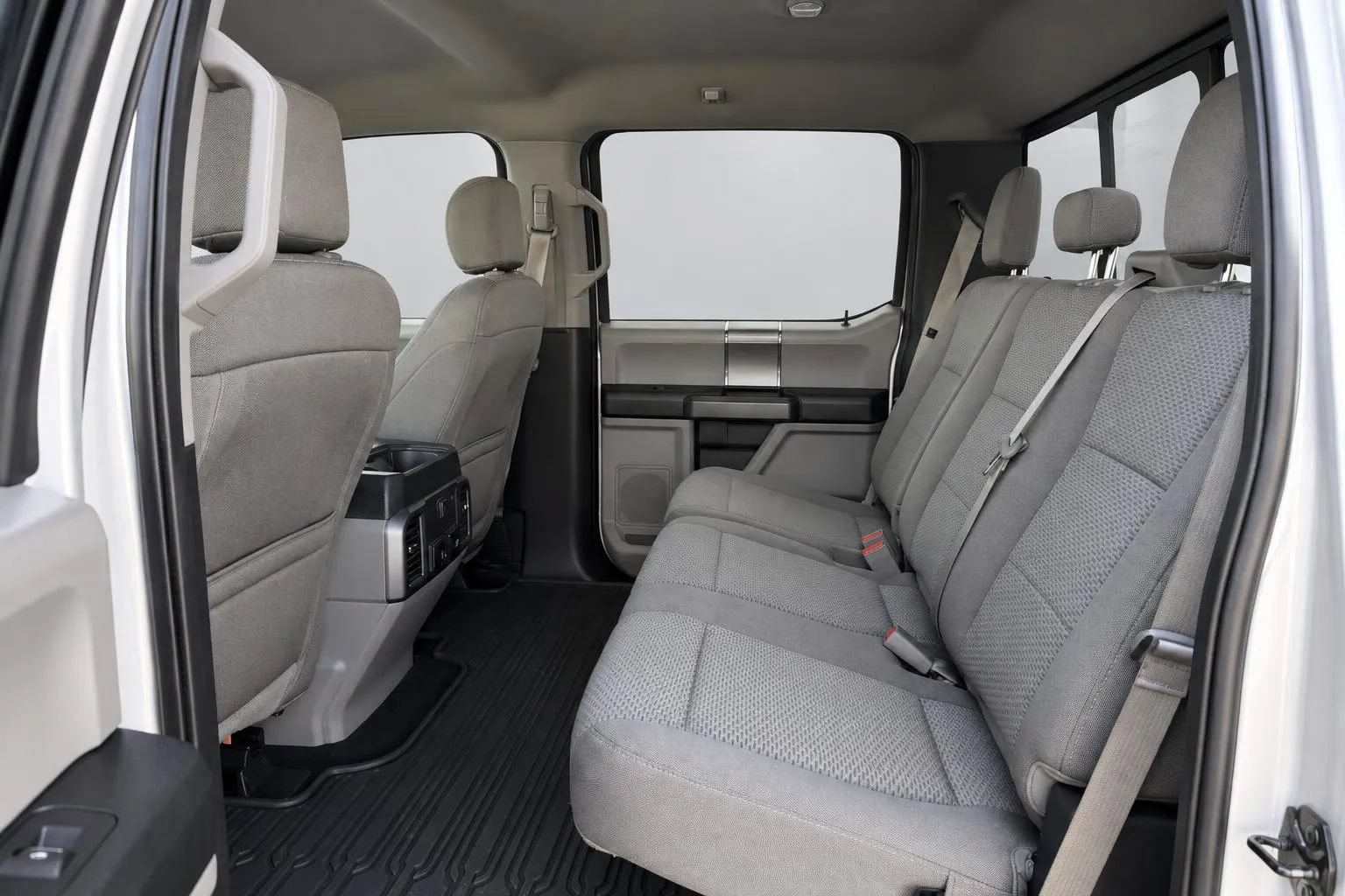 Used 2019 Ford F150 XLT w/ Equipment Group 302A Luxury AWD/4WD image 12