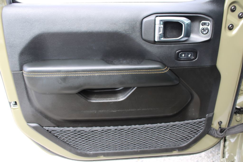 Used 2026 Jeep Wrangler Sahara AWD/4WD image 29