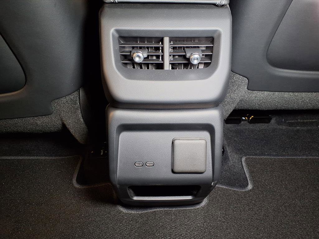 Used 2026 Cadillac Optiq Luxury 1 image 12