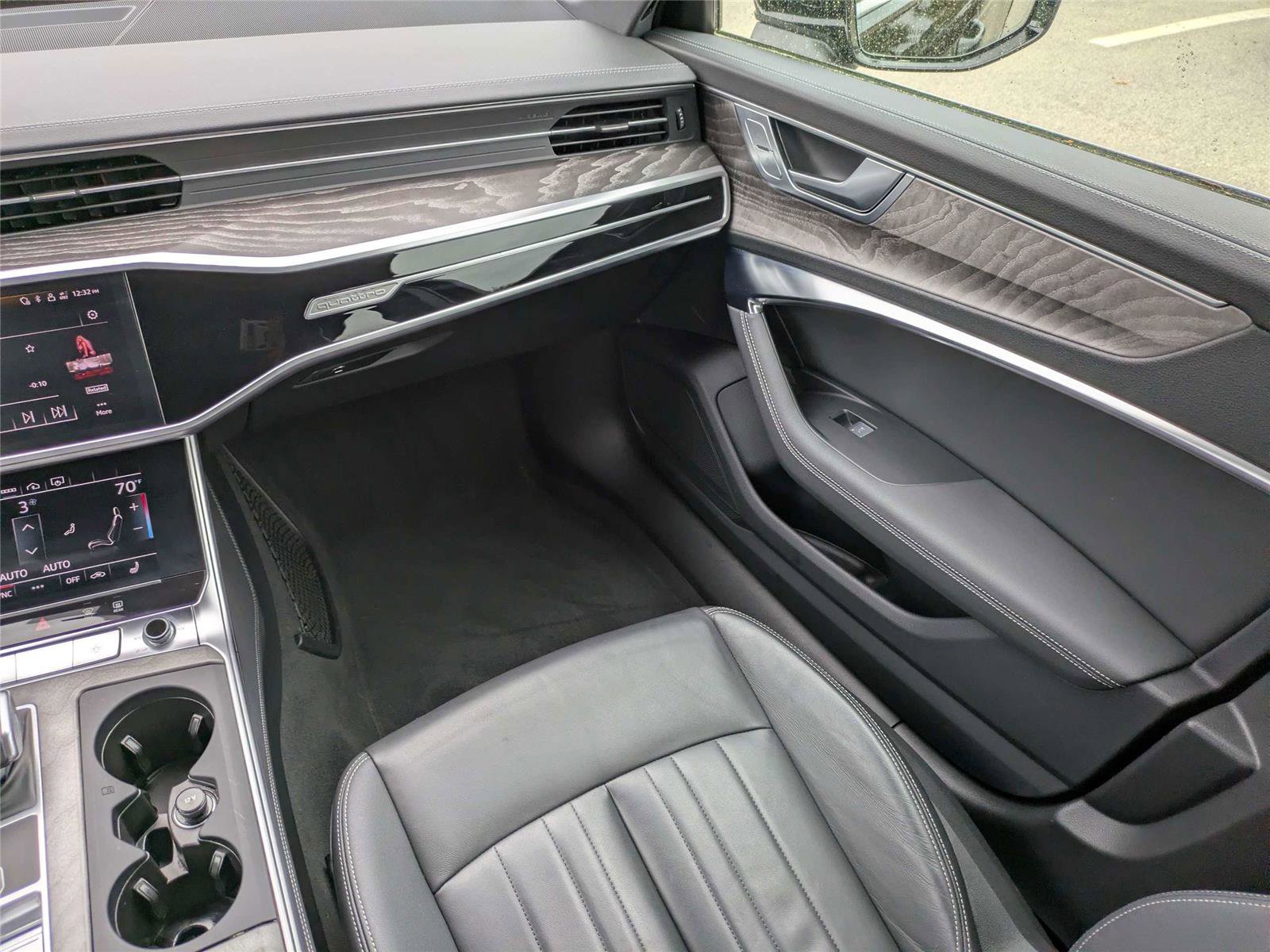 Used 2024 Audi A6 Premium Plus image 17