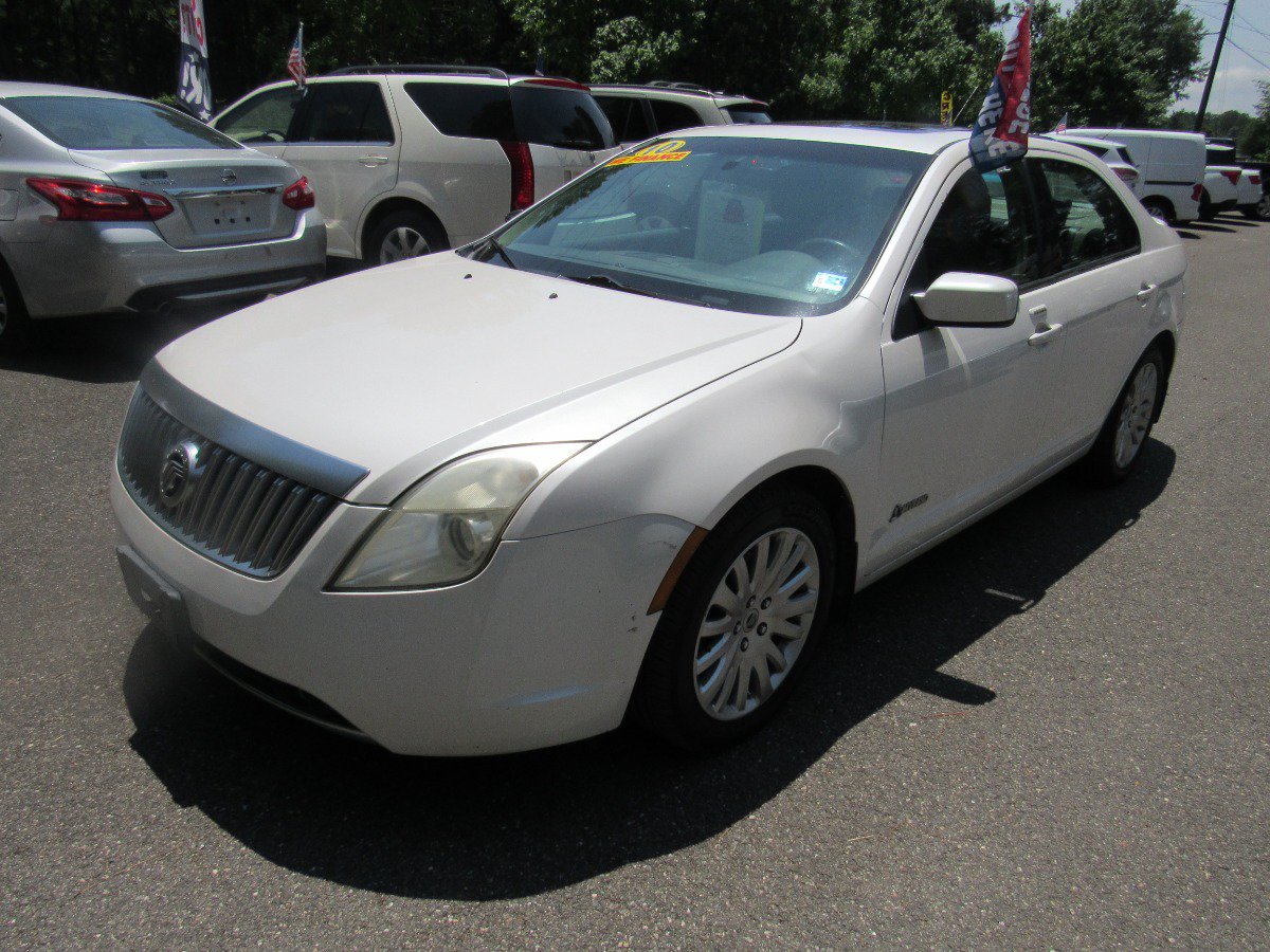 Used 2010 Mercury Milan Hybrid FWD image 2