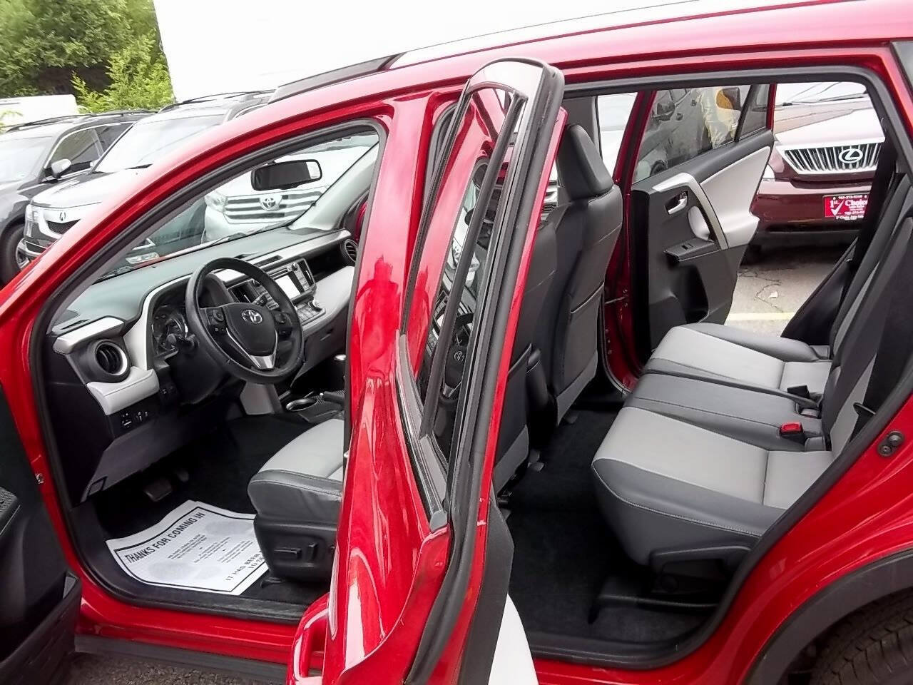 Used 2014 Toyota RAV4 Limited AWD/4WD image 6