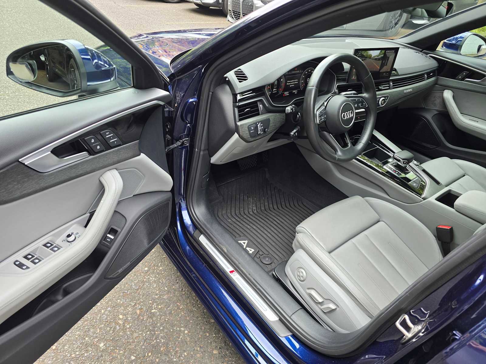 Used 2022 Audi A4 2.0T Premium Plus AWD/4WD image 19