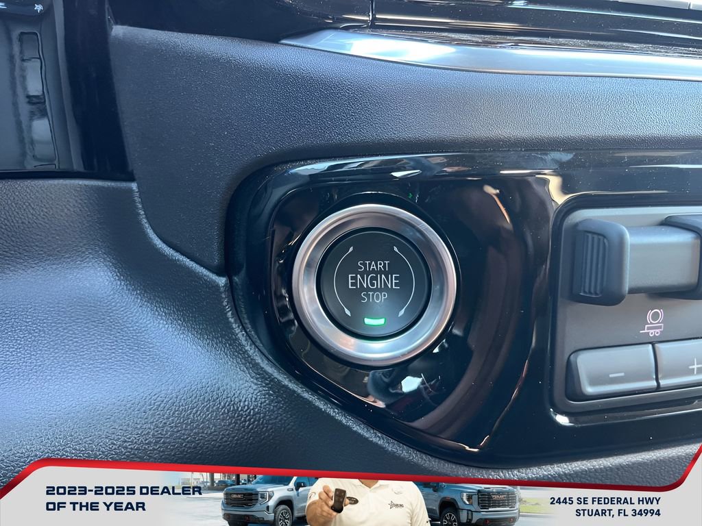 New 2025 GMC Sierra 1500 Elevation image 51