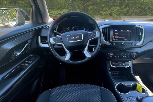 Used 2023 GMC Terrain SLE w/ Driver Convenience Package AWD/4WD image 8
