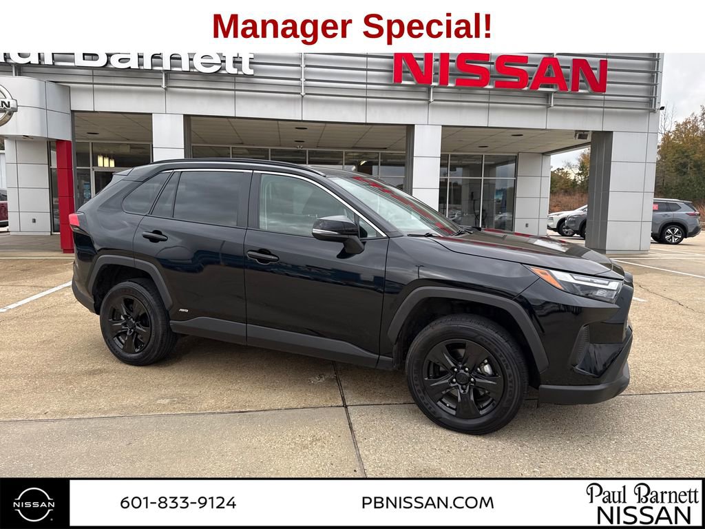 Used 2024 Toyota RAV4 LE image 5