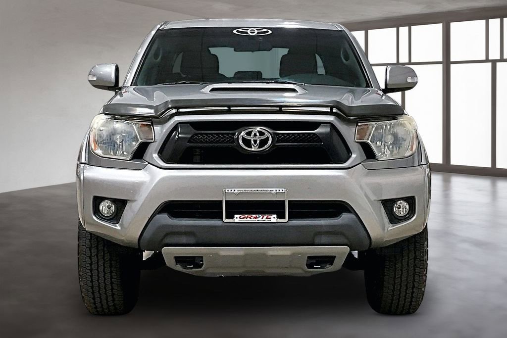 Used 2015 Toyota Tacoma 4x4 Double Cab w/ TRD Sport Package image 3