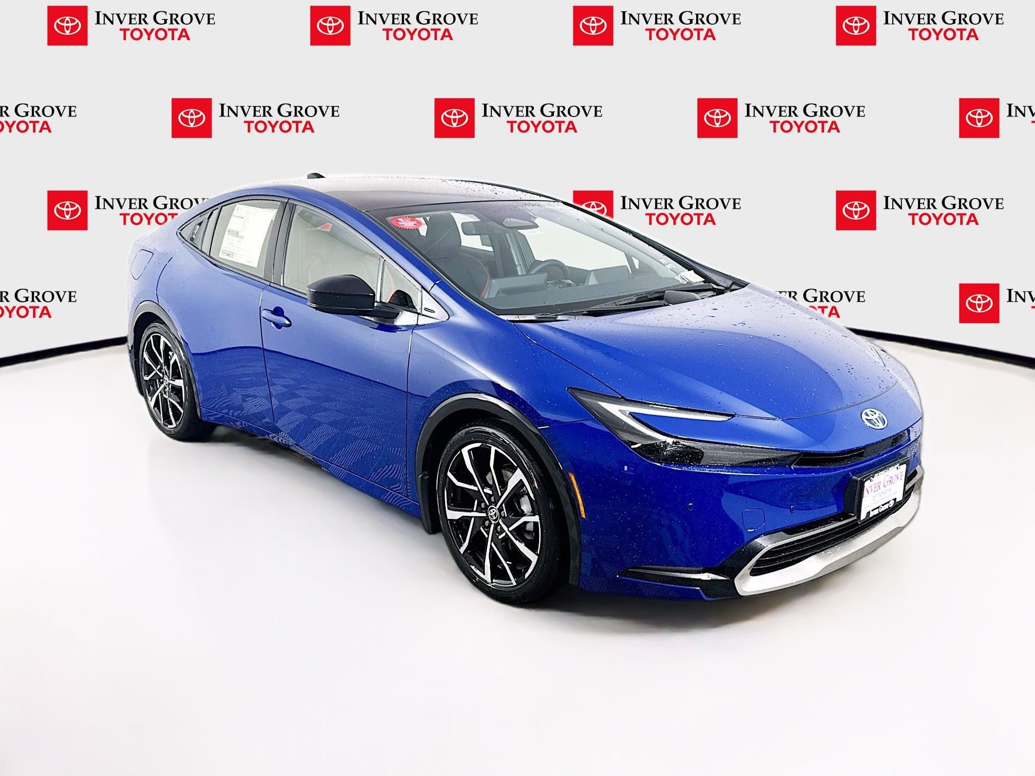 New 2026 Toyota Prius Plug-In Hybrid FWD image 3