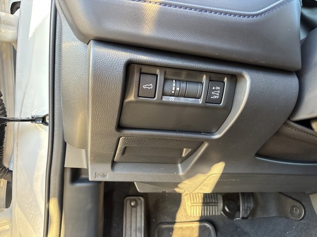 Used 2025 Subaru Forester Limited image 27