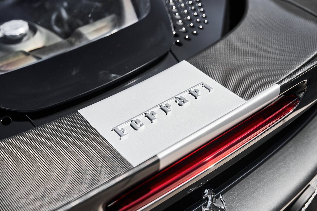 Used 2021 Ferrari SF90 Stradale AWD/4WD image 13